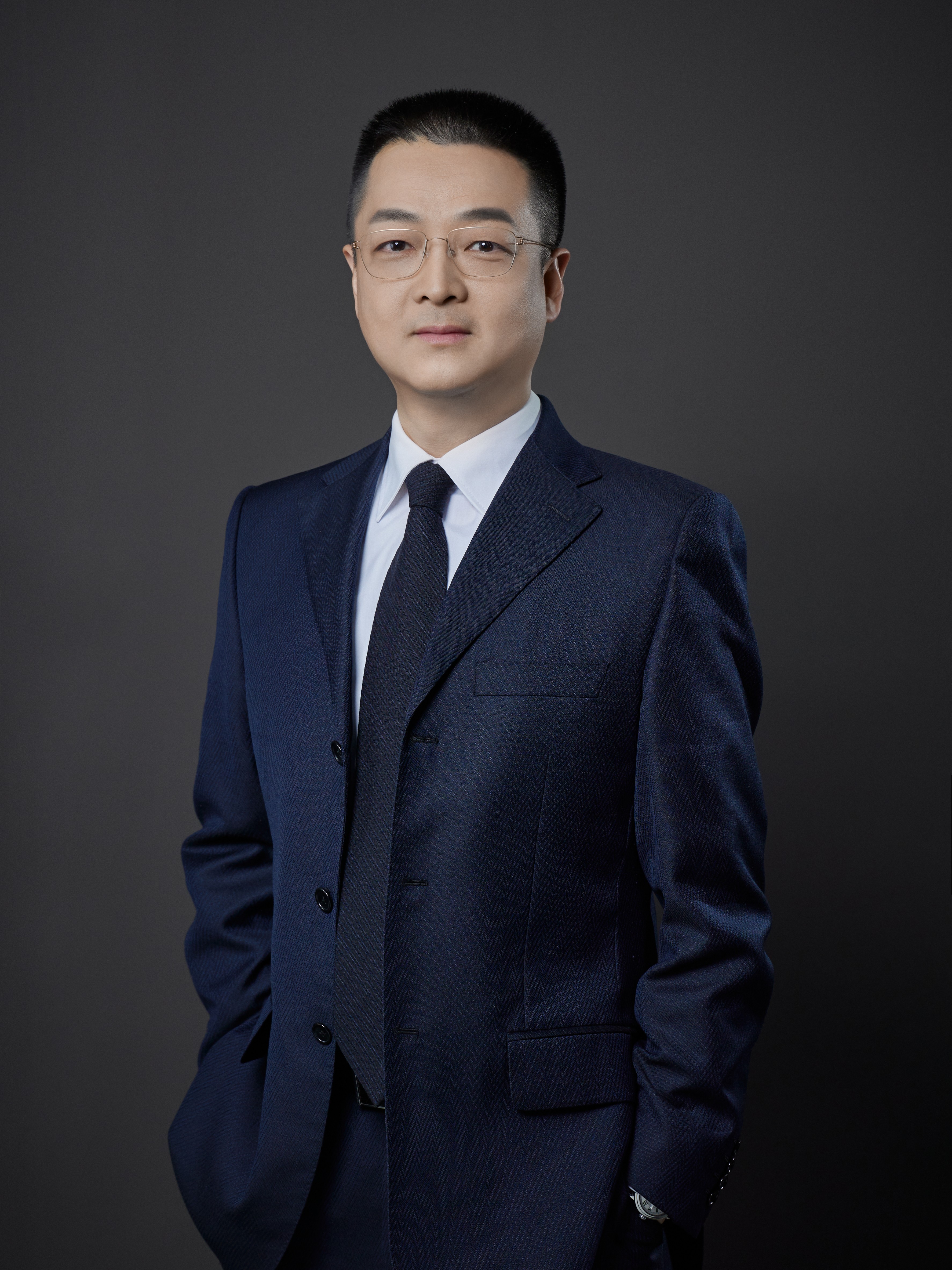 刘洋.jpg 刘洋.jpg