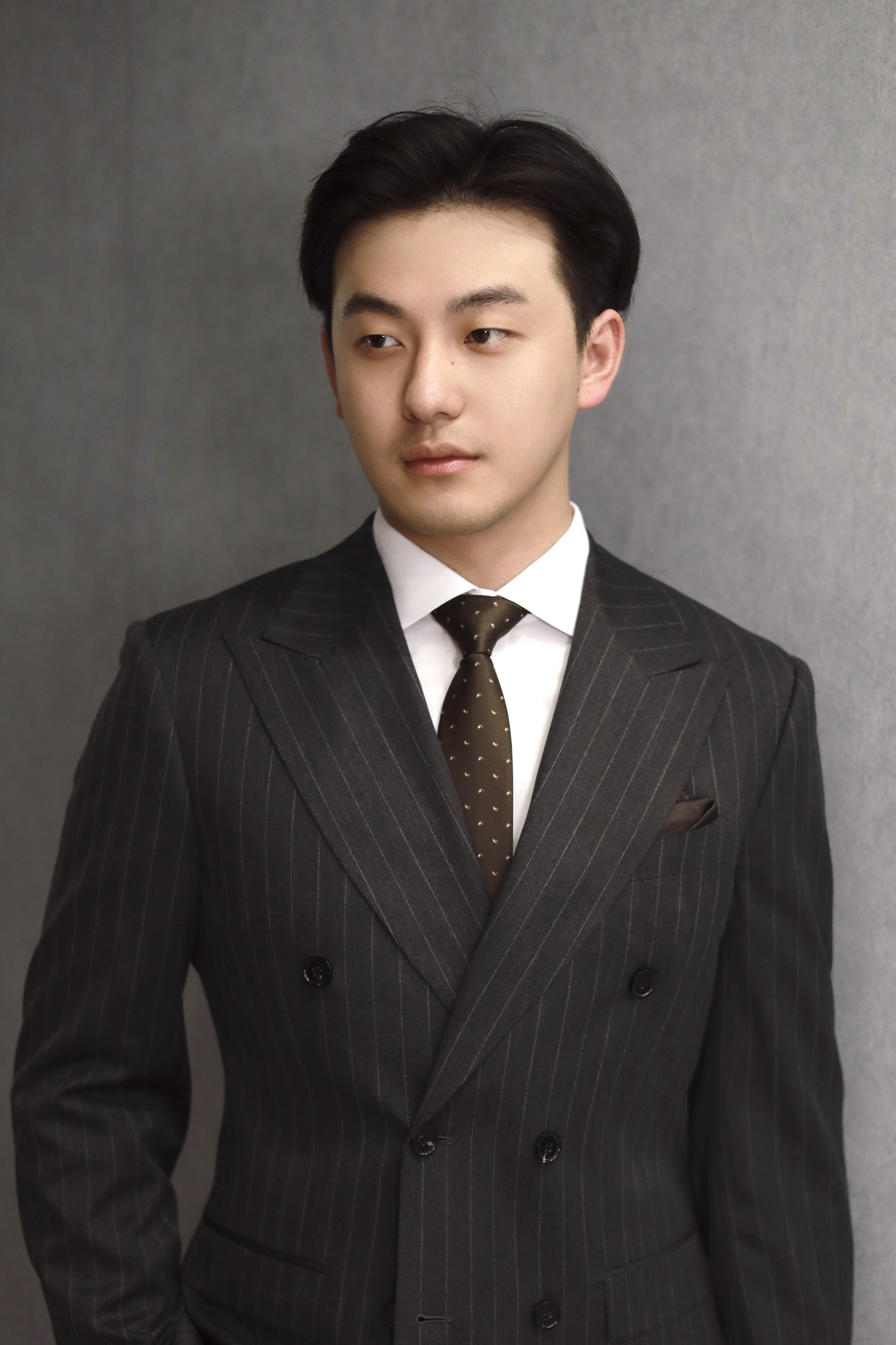 华宇凡.jpg 华宇凡.jpg